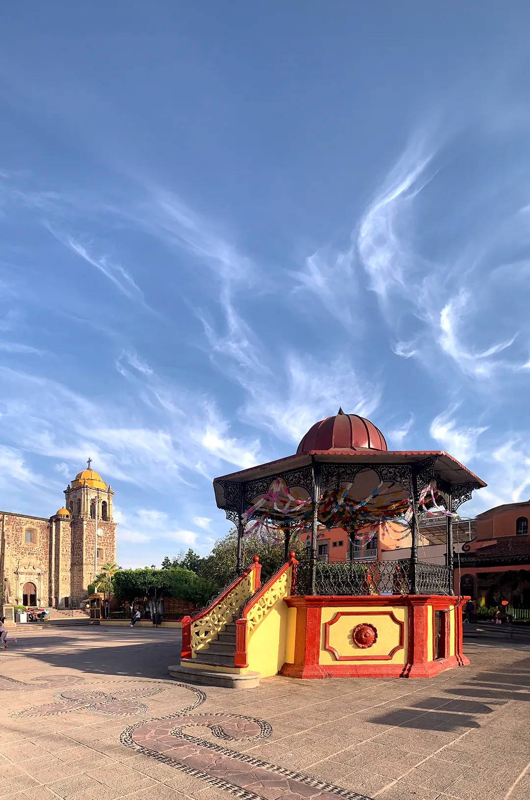 Encantador kiosco en la plaza de Tequila Jalisco.