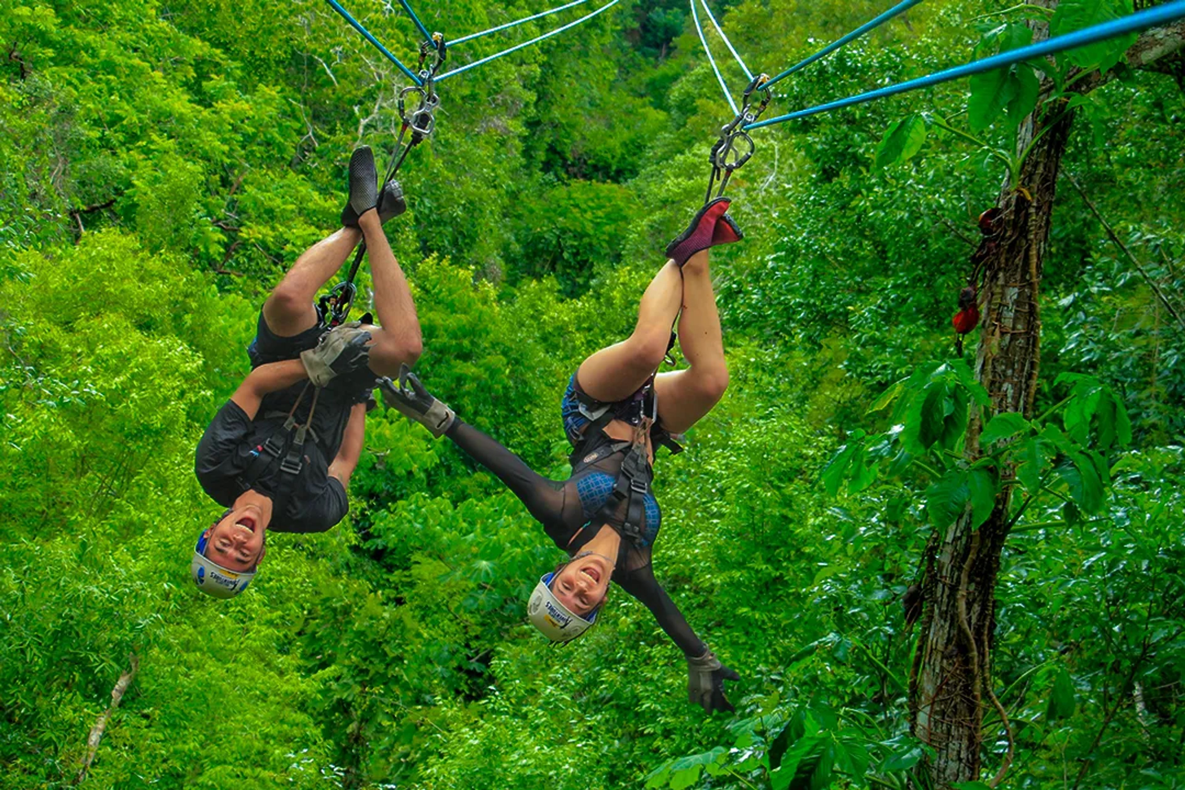 GET AN ADRENALINE RUSH AND INCREDIBLE VIEW WHEN YOU ZIPLINE PUERTO VALLARTA