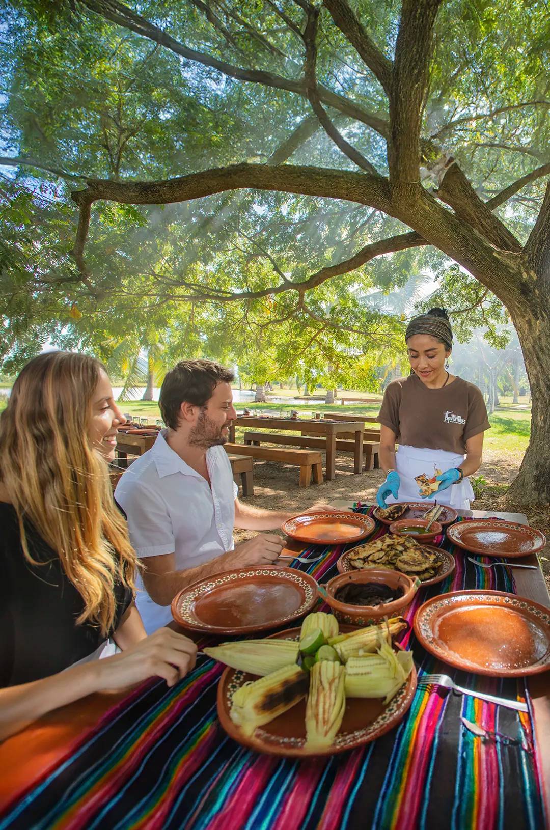 Clase de cocina interactiva de comida tradicional Mexicana.