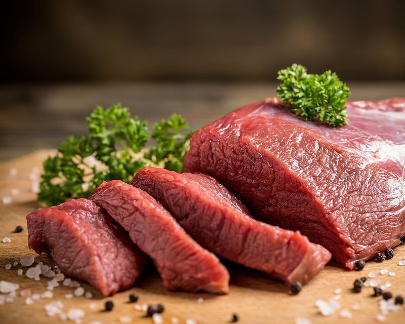 Rindfleisch mit Kräutern und Gewürzen