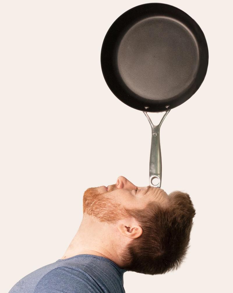 Olav employee Stefan with pan