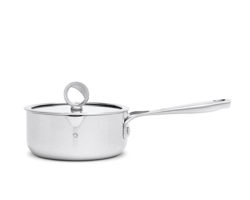 Olavson Saucepan Saucier 16 cm with glass lid from the side