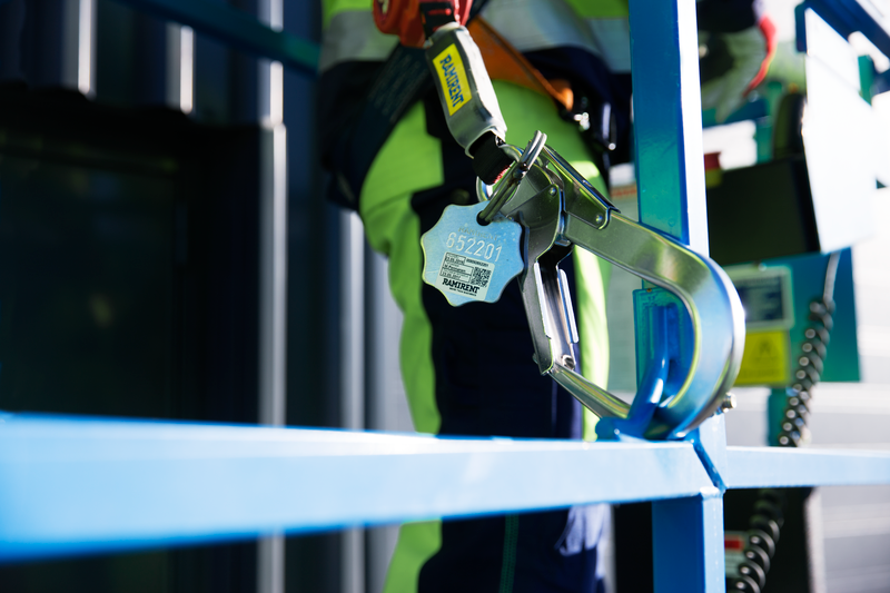 Bild på personligt fallskydd