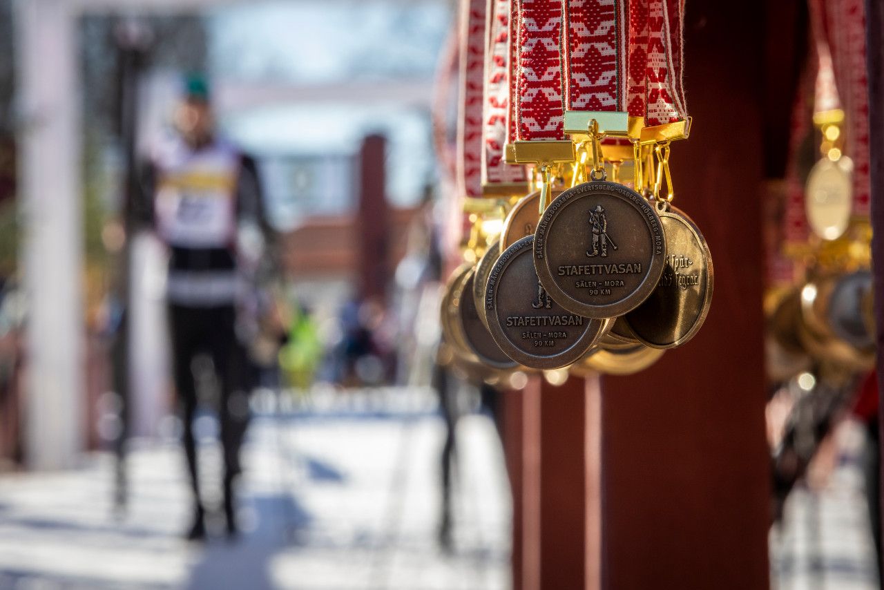 En bild på en medalj från Staffettvasan