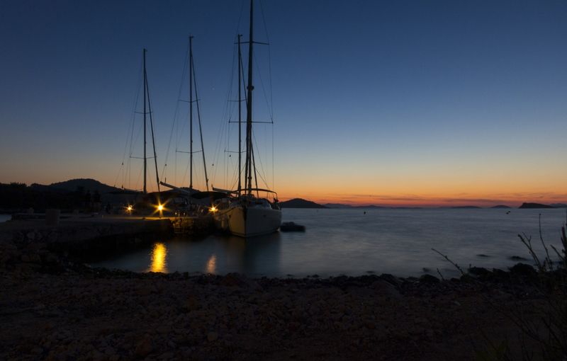 Žut Island