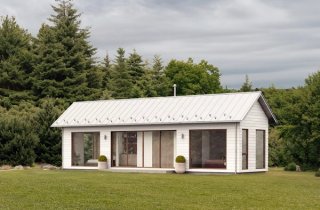 Features - Floating Farm House.jpg