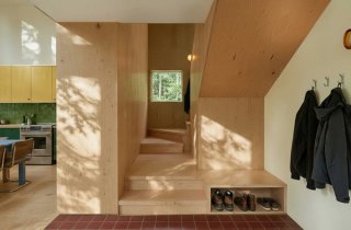 Features (35).jpg