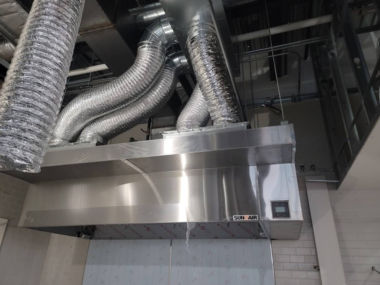 Kitchen exhaust duct installation at Mr. Puffs, Vaughan