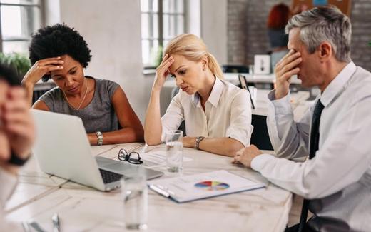 7 limites estruturais dos treinamentos internos de liderança e como resolver