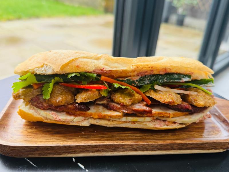 Special combination bánh mì