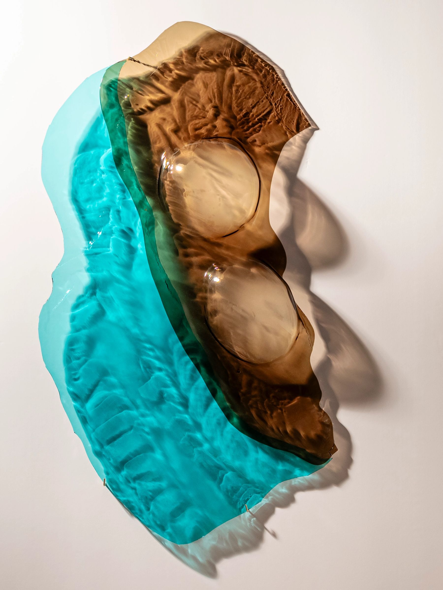 Theia, 2025, 138x80 cm (2)