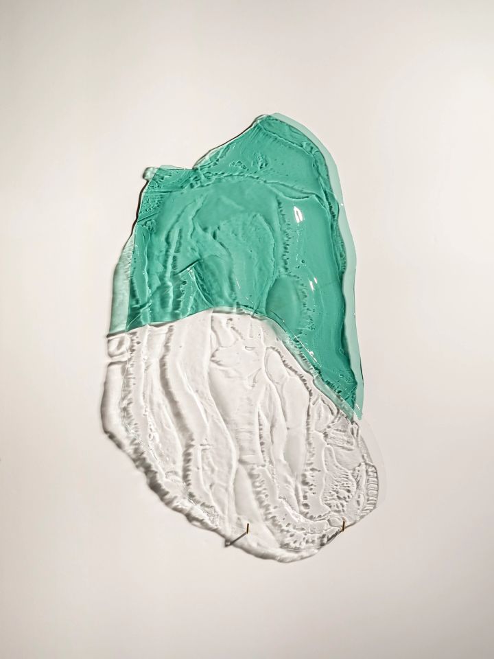 Alcyon 2025 83x52 cm