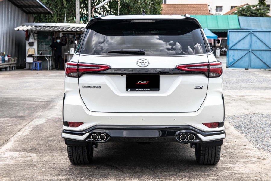 ชุดแต่ง LGD-W สำหรับ Fortuner Legender/Leader 2020+ จาก Fiar Design