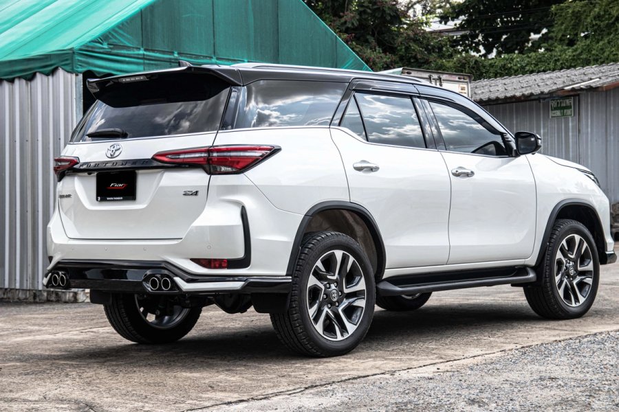 ชุดแต่ง LGD-W สำหรับ Fortuner Legender/Leader 2020+ จาก Fiar Design