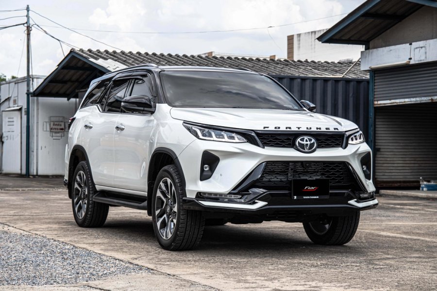 ชุดแต่ง LGD-W สำหรับ Fortuner Legender/Leader 2020+ จาก Fiar Design