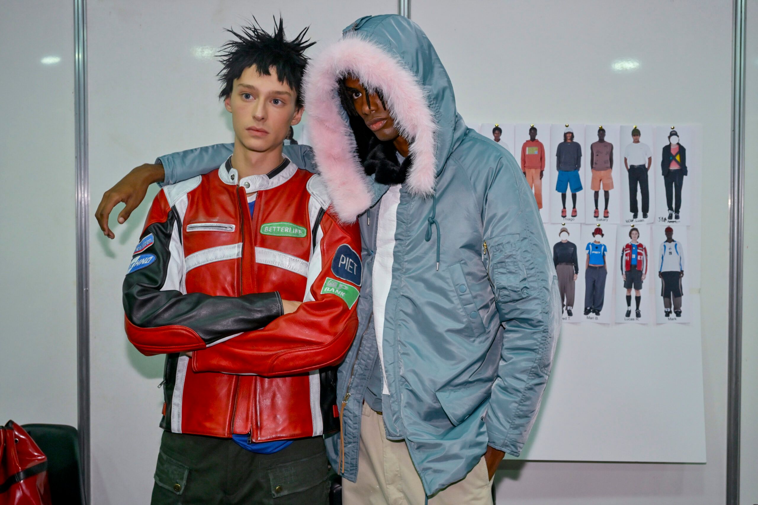 Pool e PIET lançam collab inédita inspirada na potência cultural do futebol — imagem 4