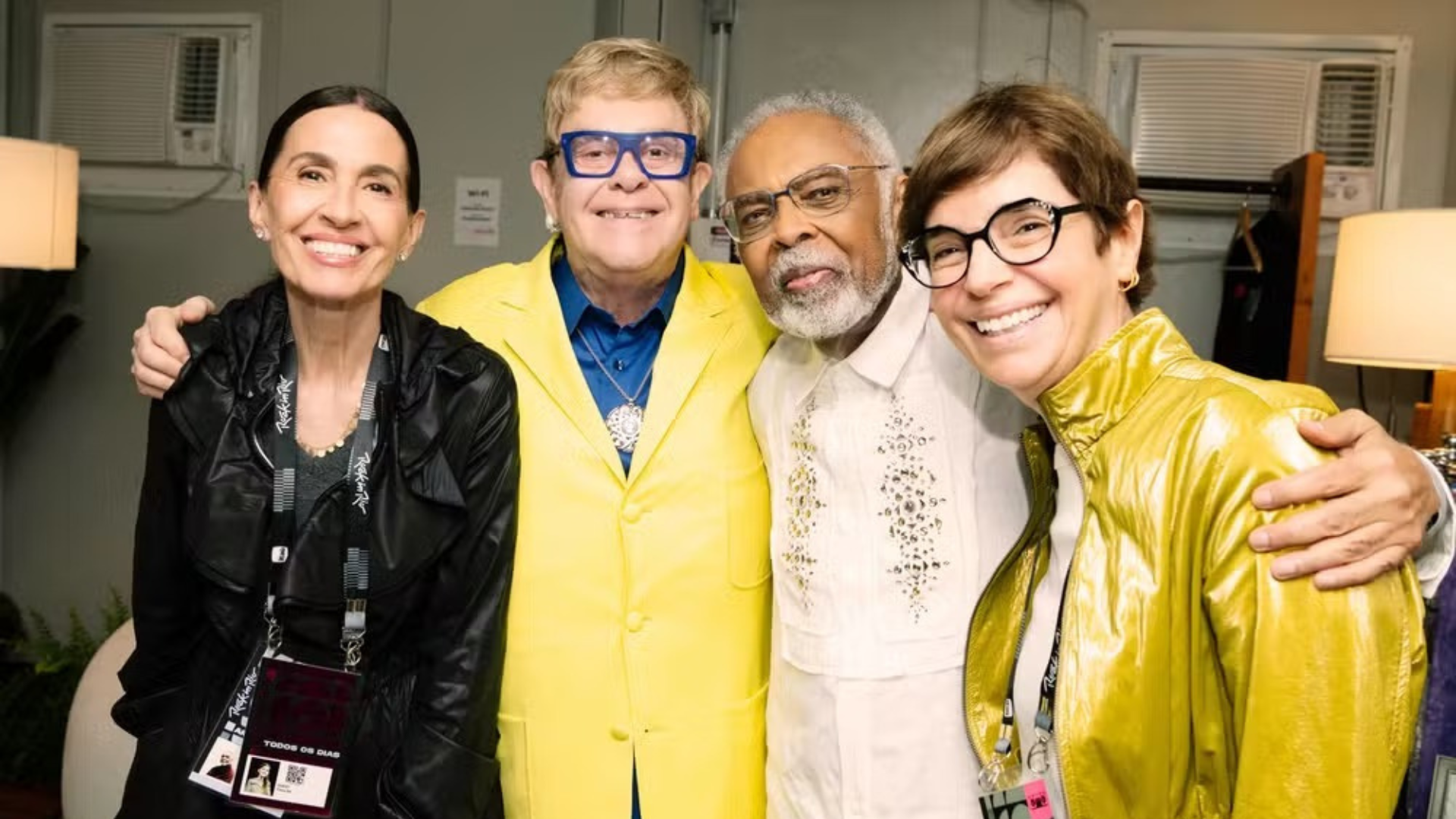 Elton John e Gilberto Gil se encontram nos bastidores do Rock in Rio — imagem 1