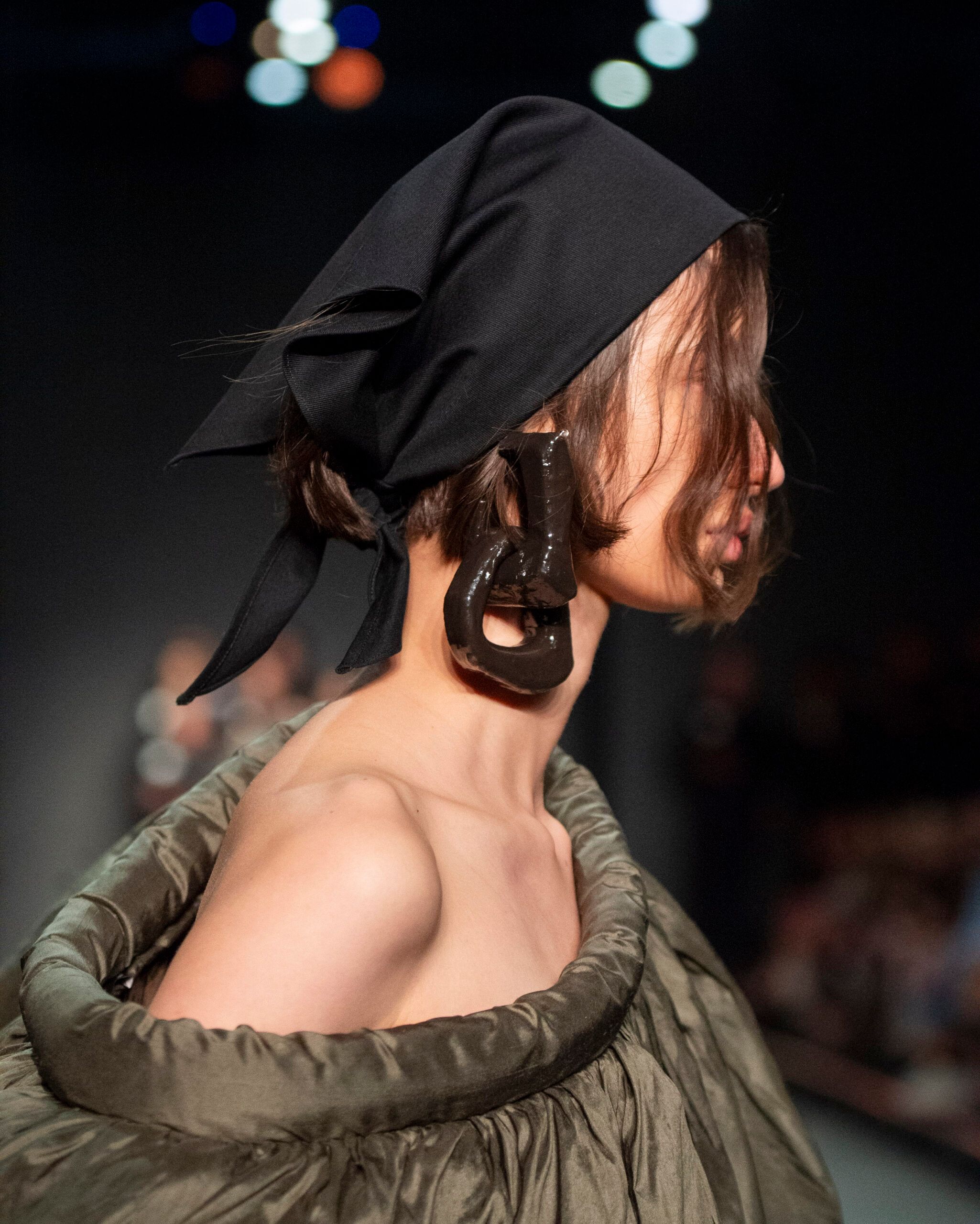 Handred transforma roupa em arquivo vivo na coleção Akáshica — imagem 3