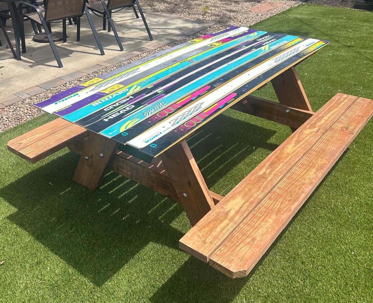 Picnic Table - View 4