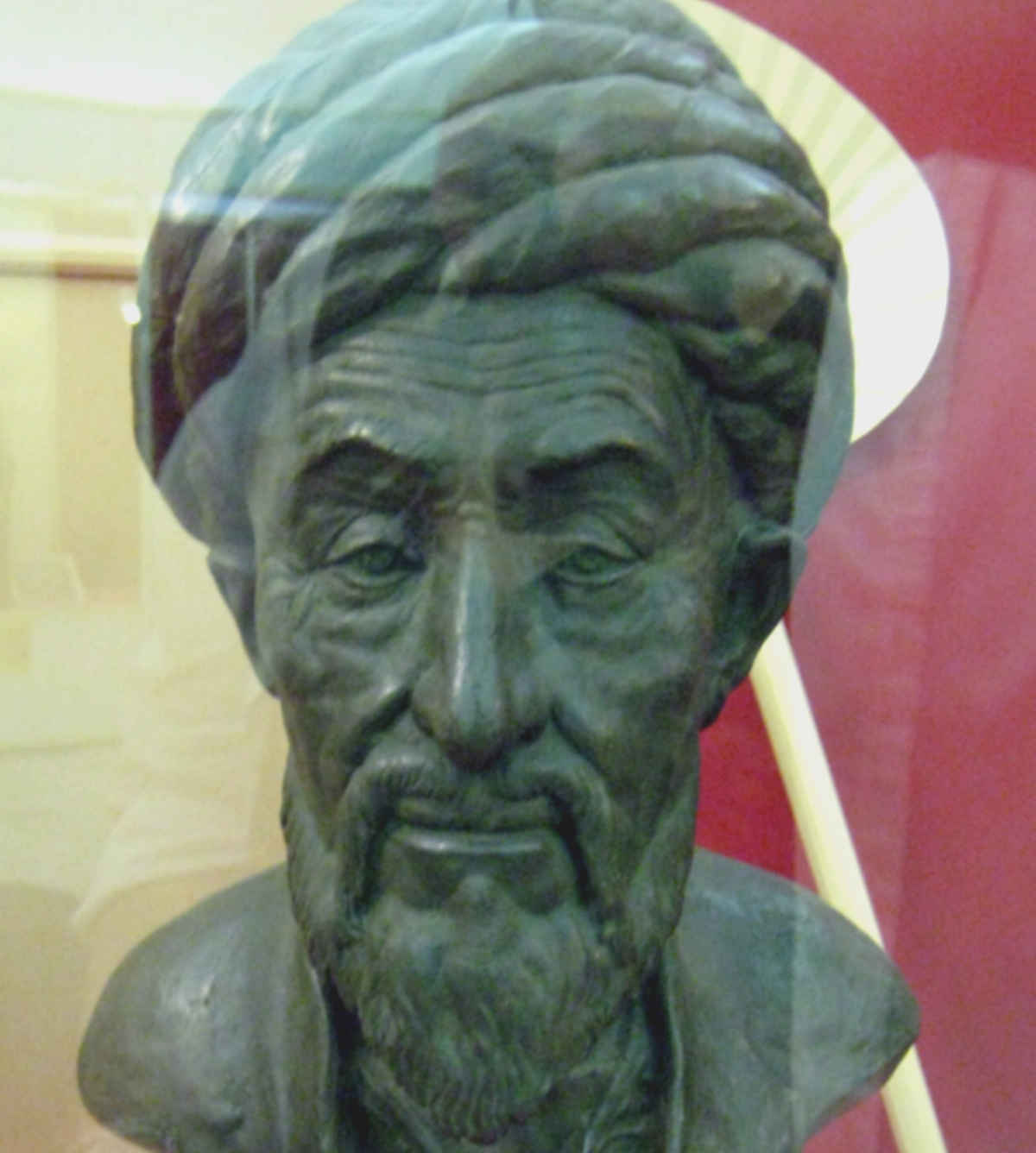 Buste de Shahrukh Mirza, souverain timouride en Asie centrale, lors d'un voyage en Asie centrale.