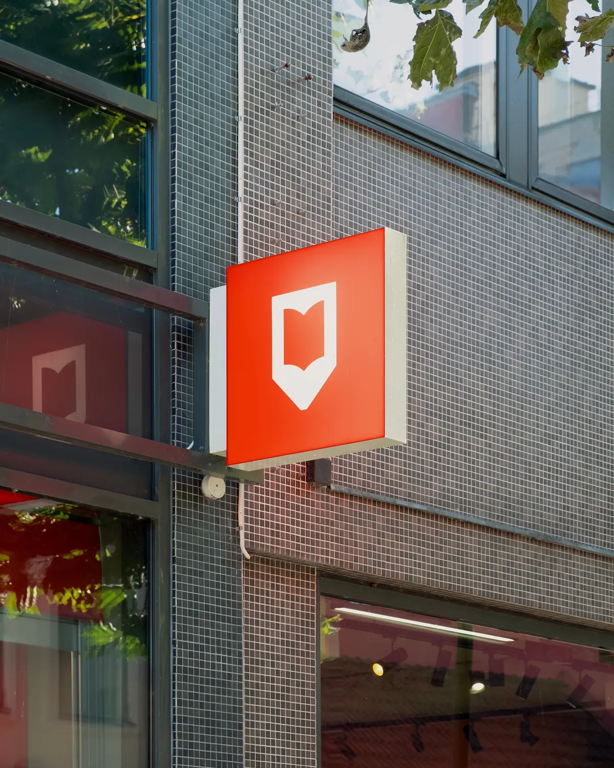 Countless Stories for Curious Minds