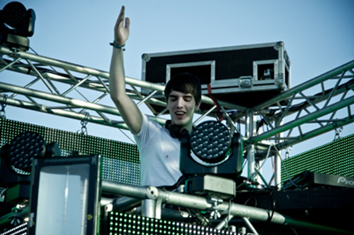 Netsky feeling it. Pic by John-henry Bartlett
