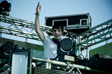 Netsky feeling it. Pic by John-henry Bartlett