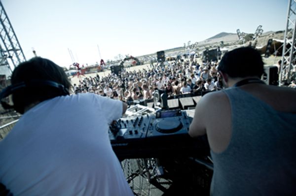Hyphen and SFR playing RAMfest Cape Town 2012