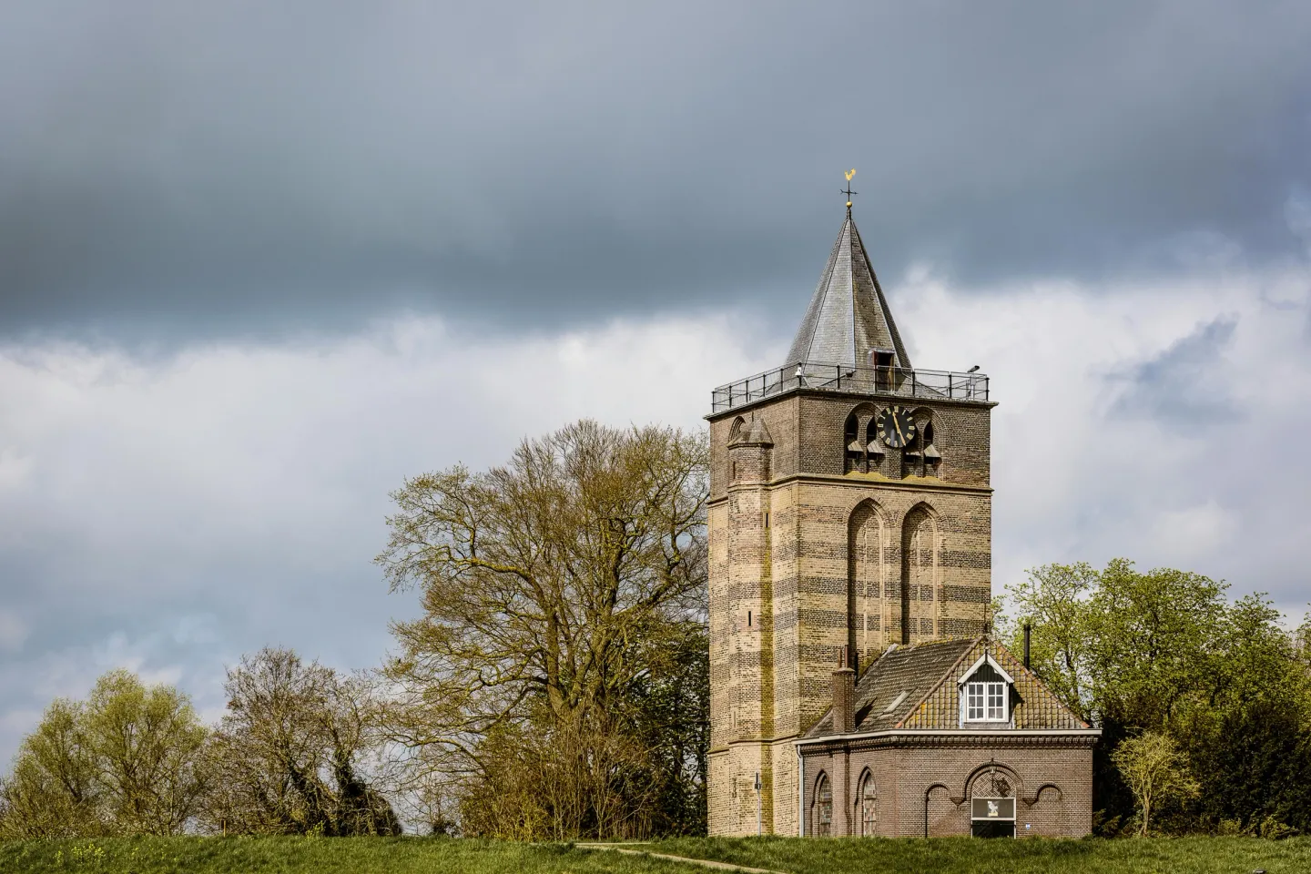 Inbox Storage in Steenwijk — picked up at your door