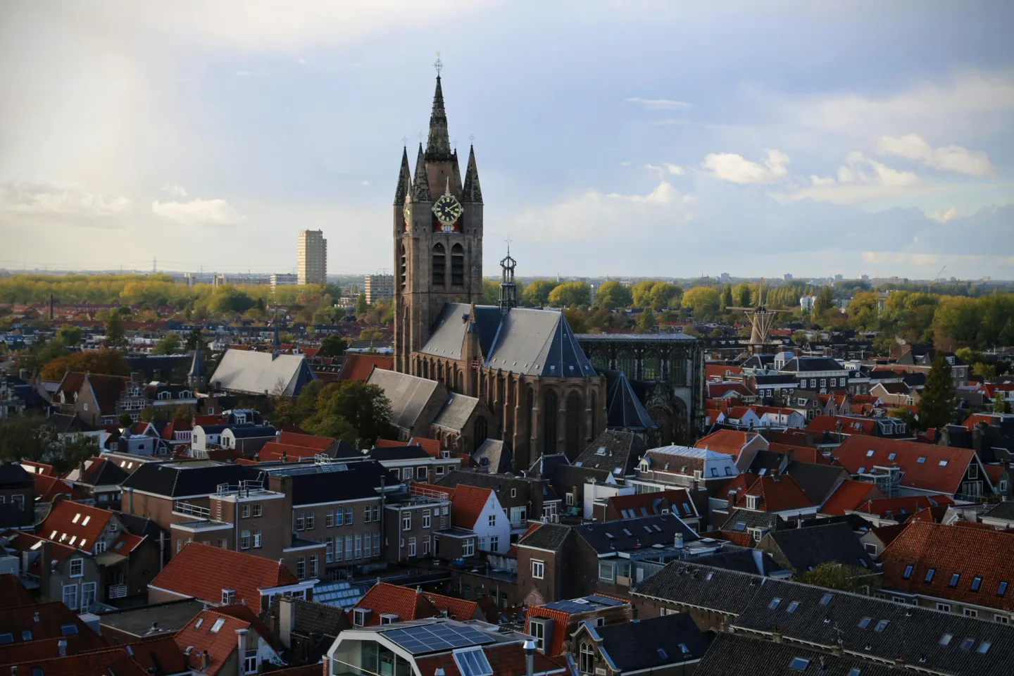 Inbox Storage in Delft — picked up at your door