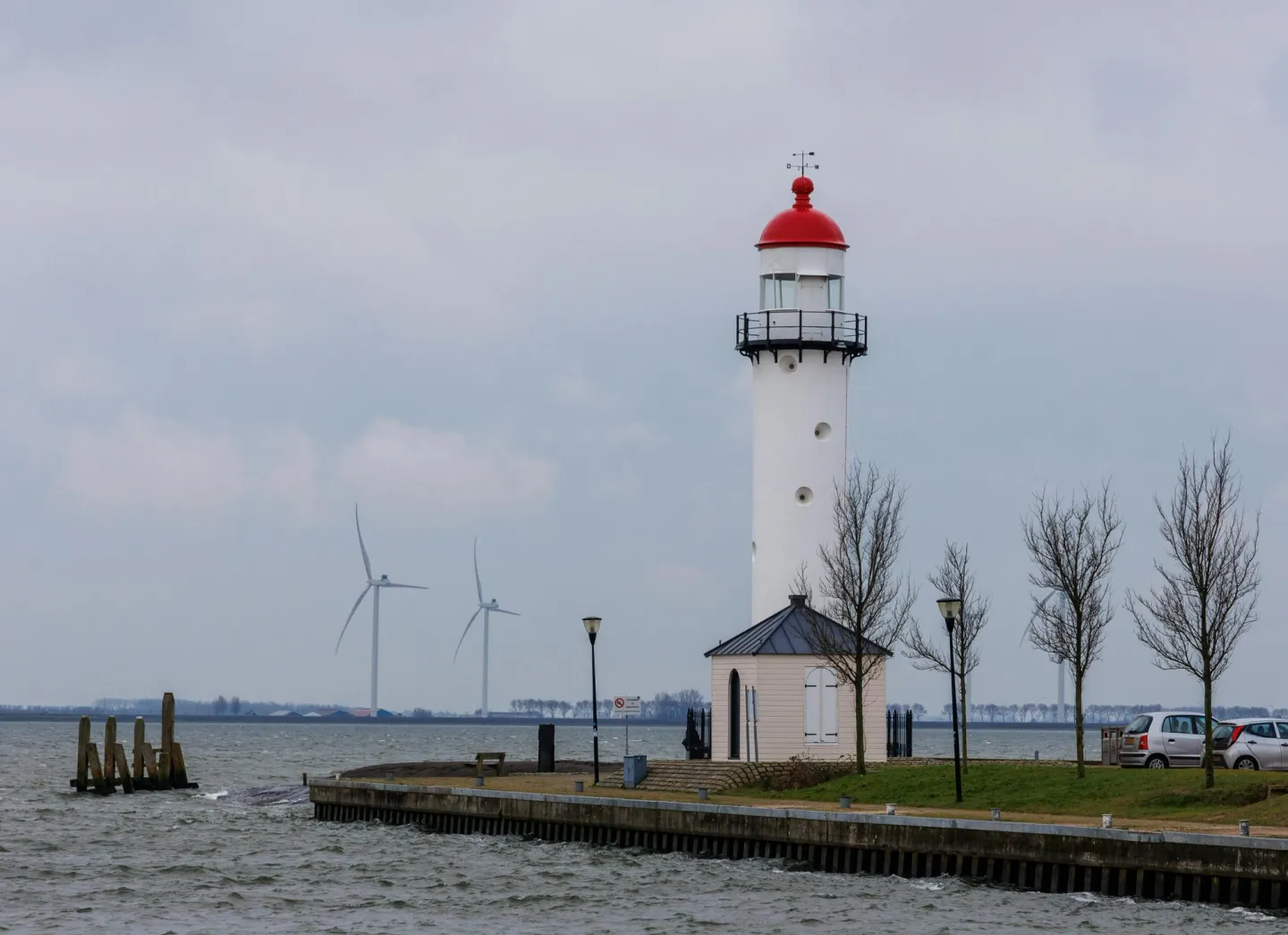 Inbox Storage in Hellevoetsluis — picked up at your door