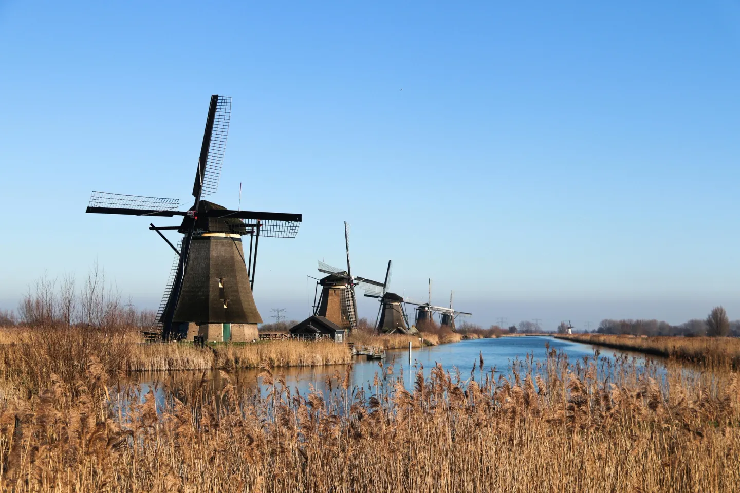 Inbox Storage in Alblasserdam — picked up at your door