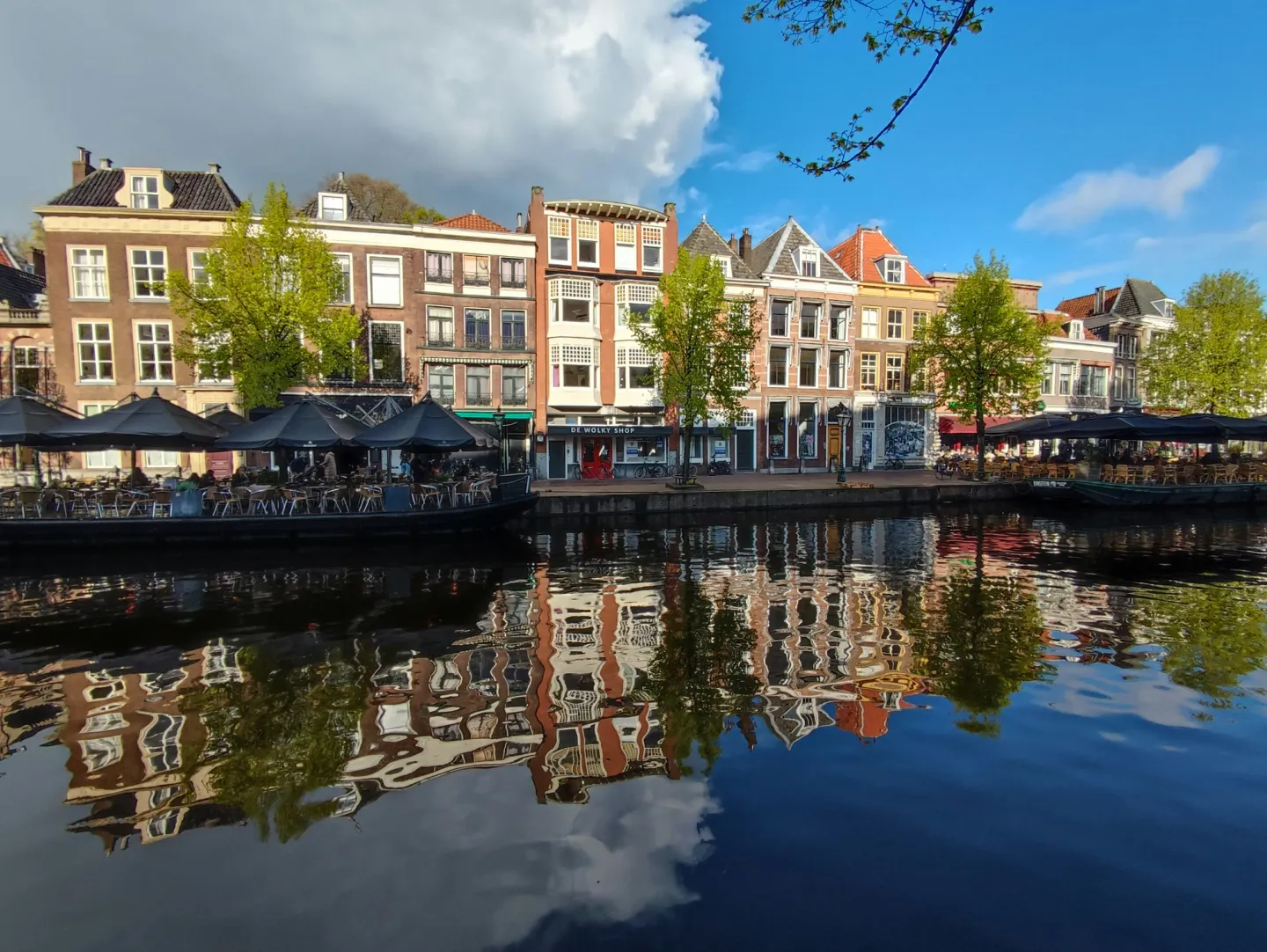 Opslagruimte huren in Leiden — Inbox Storage haalt je spullen thuis op
