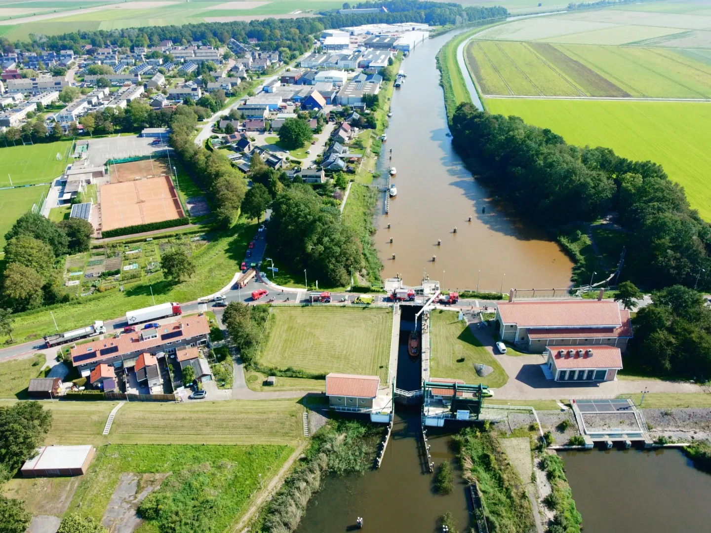 Inbox Storage in Krimpen aan den IJssel — picked up at your door