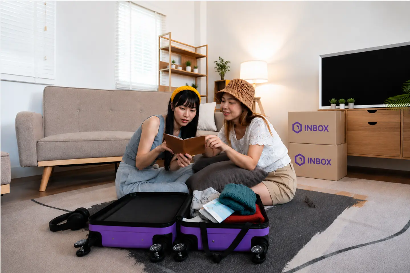 Tevreden expat-klant met Inbox Storage opslag tijdens uitzending