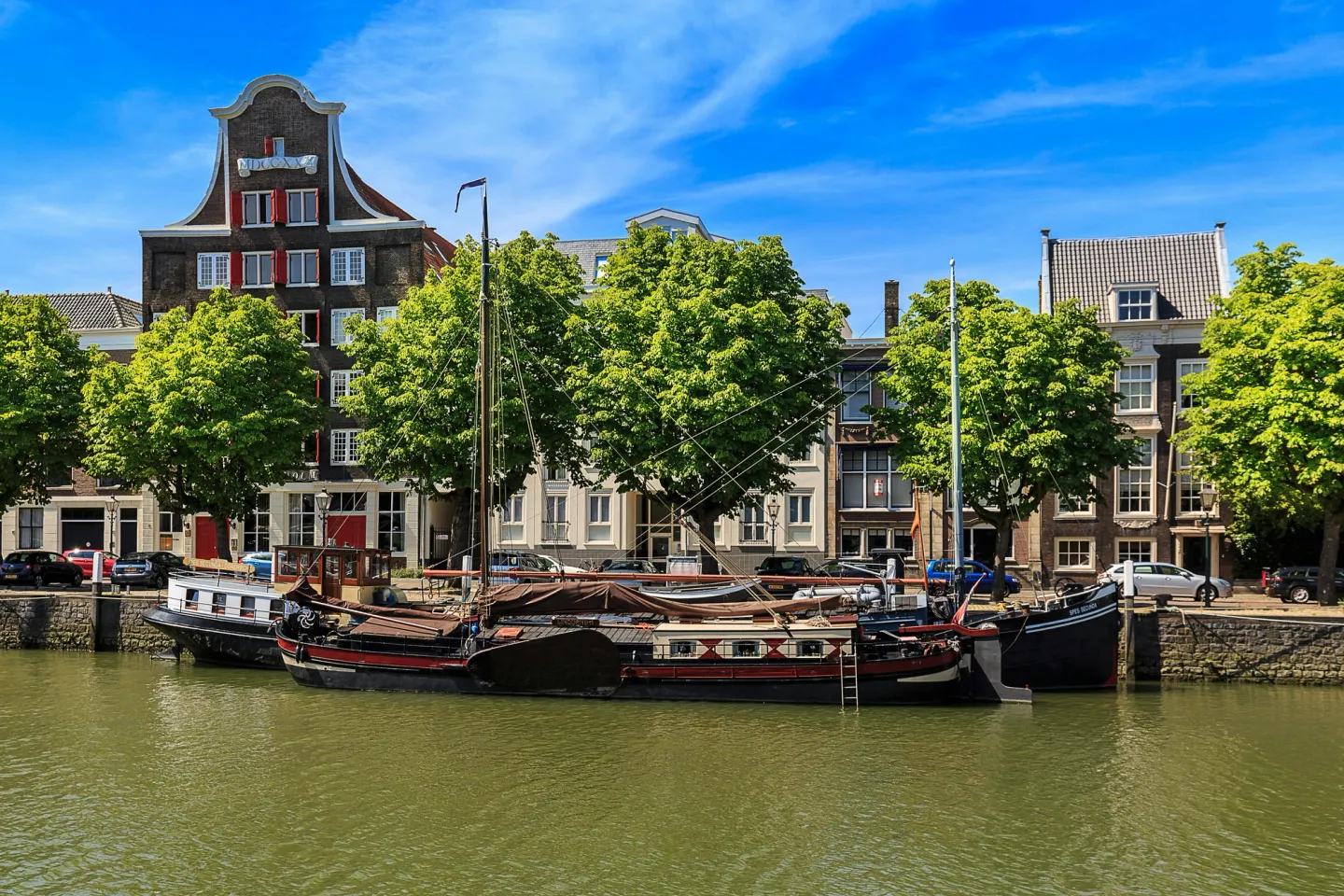 Inbox Storage in Wormerveer — picked up at your door