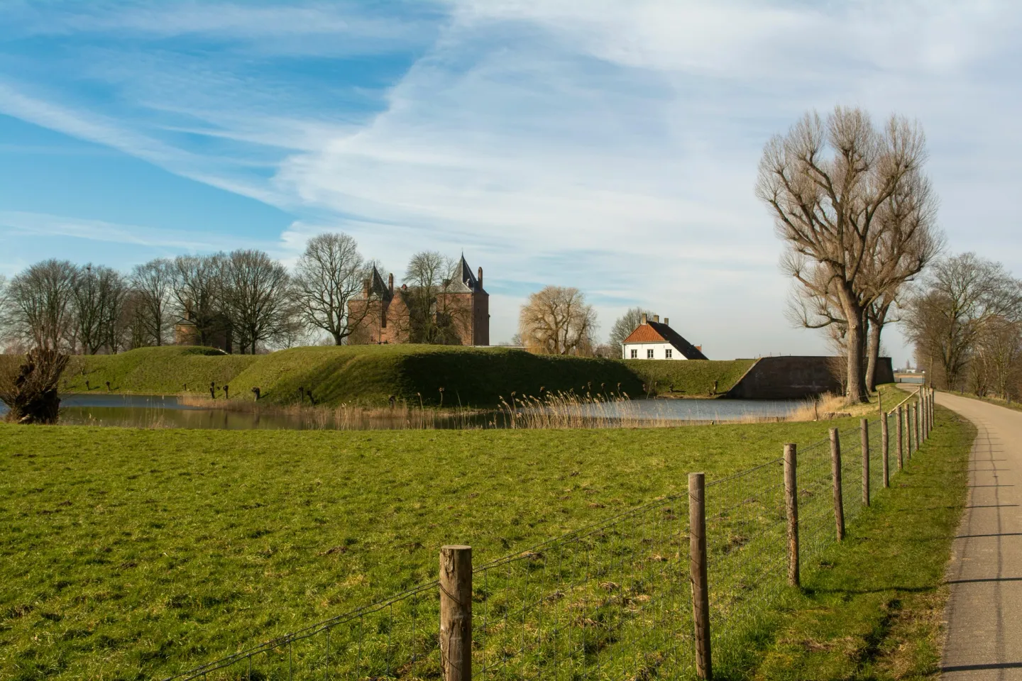 Inbox Storage in Driebergen Rijsenburg — picked up at your door