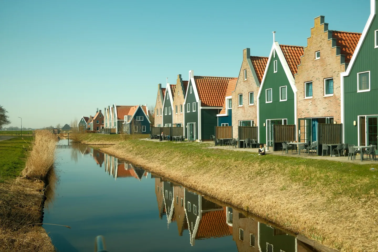 Inbox Storage in Laren — picked up at your door