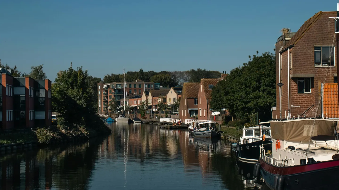 Inbox Storage in Meppel — picked up at your door