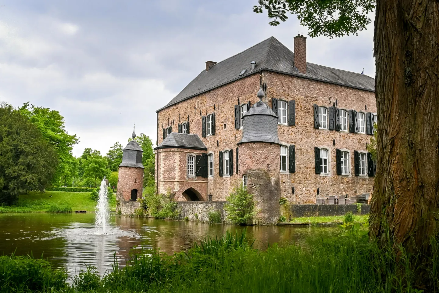 Inbox Storage in Kerkrade — picked up at your door