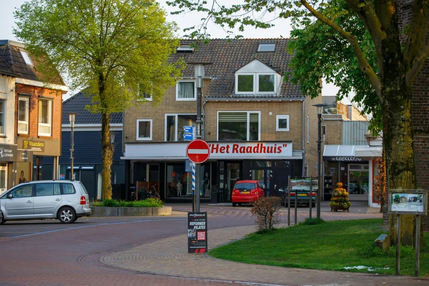 Inbox Storage in Veenendaal — picked up at your door