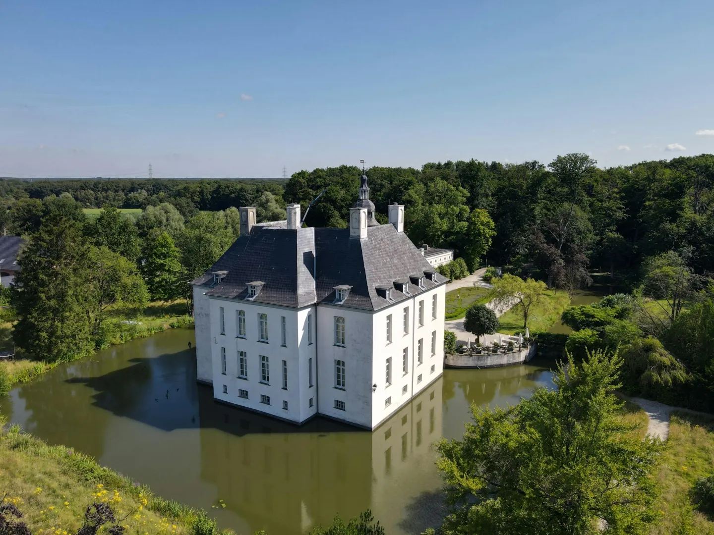 Inbox Storage in Wijchen — picked up at your door