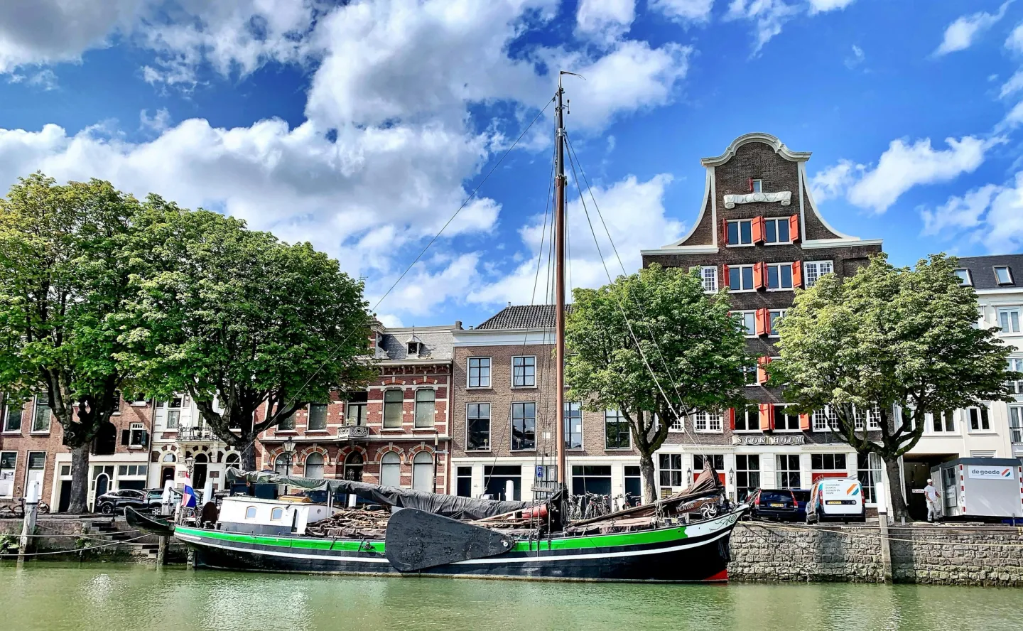 Inbox Storage in Hoorn — picked up at your door