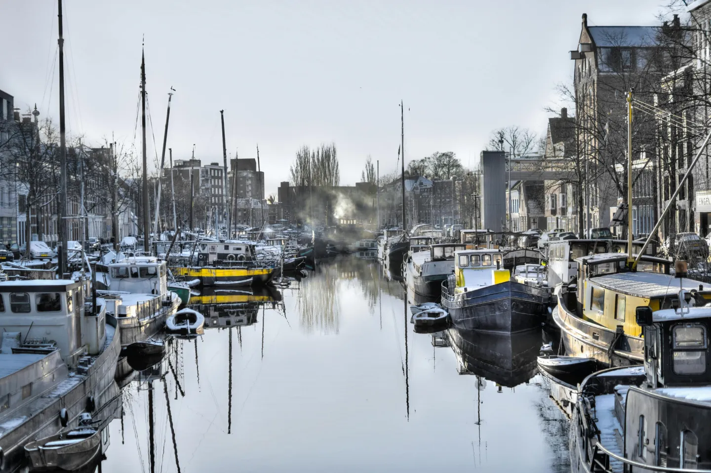 Inbox Storage in Veendam — picked up at your door