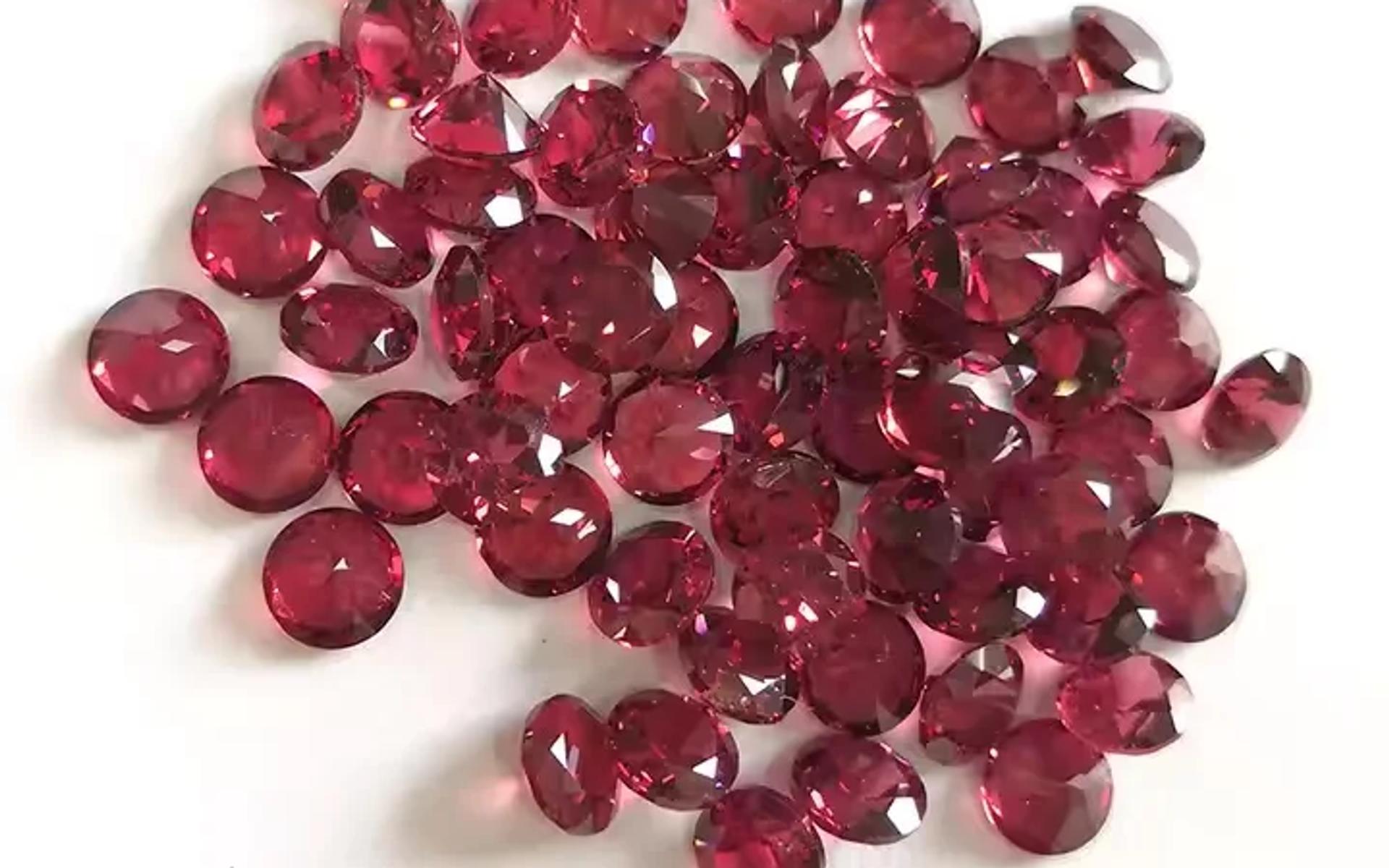 Granat kristal oluşumu