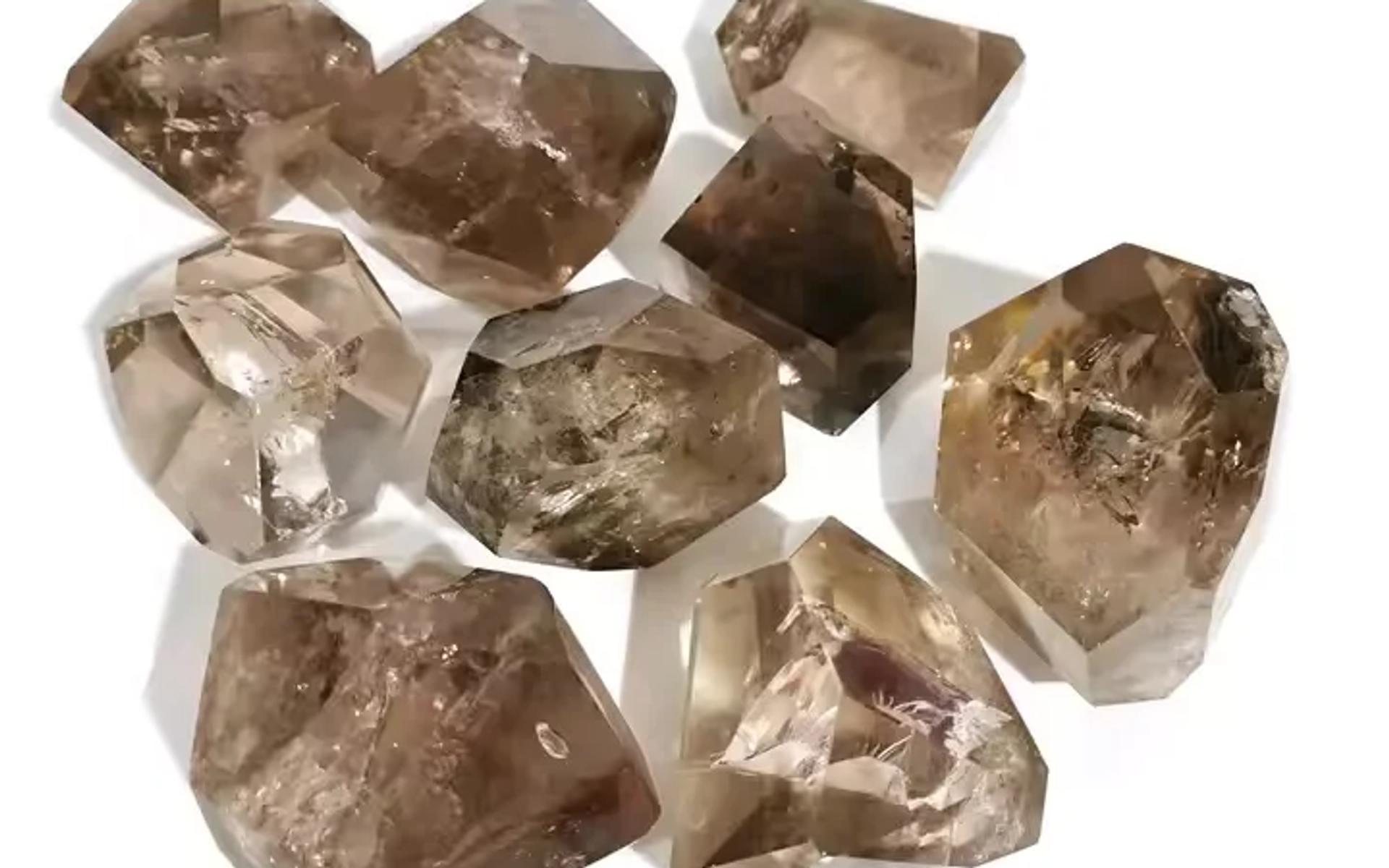 Dumanlı Kuvars kristal oluşumu