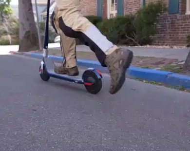 Can Electric Scooters be used manually?