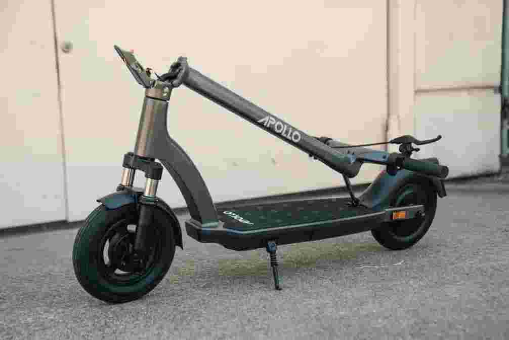 Apollo Air 2022: Best Budget Waterproof Electric Scooter