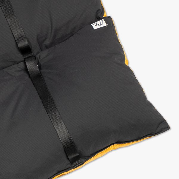 Comfy Outdoor Garment Down Muffler (Black)