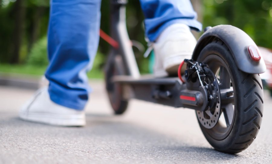 Our guide to electric scooter brakes